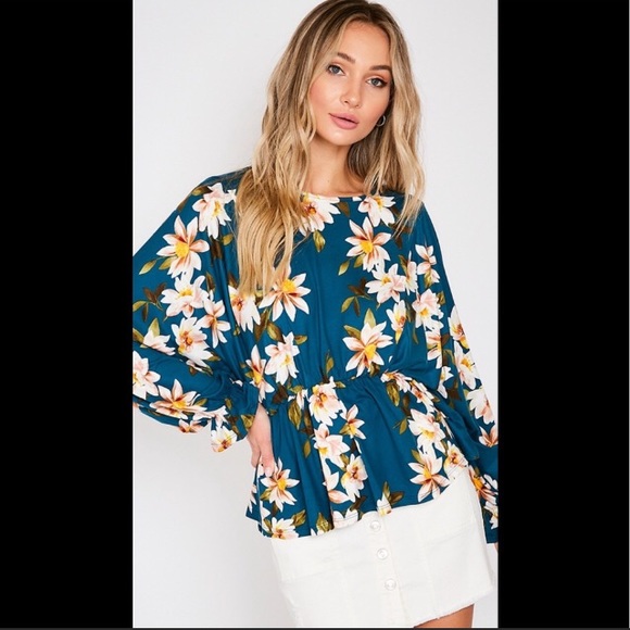 NEW Boutique Top Teal Floral Cinched Blouse Med M - Picture 4 of 7